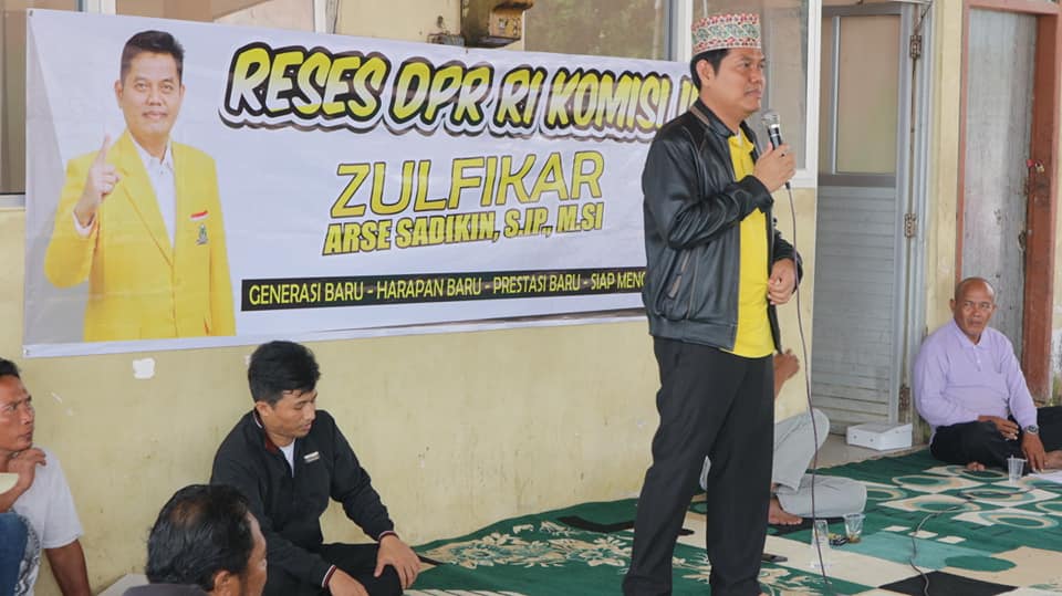 Read more about the article Anggota Komisi II Minta Presiden Menerima Putusan PTUN Batalkan Pemecatan Mantan Komisioner KPU